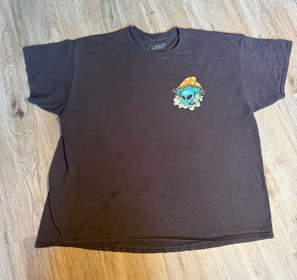 Poison 'Don't Panic It's Organic' Alien Graphic T-Shirt